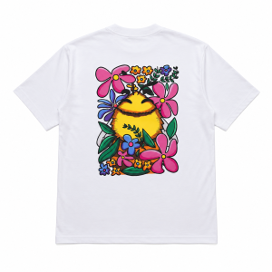 Camiseta “Flores de Abeja” – Polera Oversize Blanca